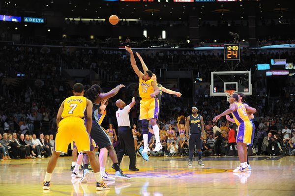 轻球员曾因 轻球员曾因